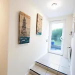 Nordsee Direkt Garten Hallenbad Und Sauna Strandkorb In Der Saison * Dorumer Neufeld