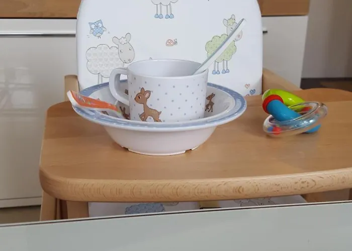 Nordsee Direkt Garten Hallenbad Und Sauna Strandkorb In Der Saison * Dorumer Neufeld