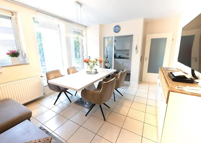 Nordsee Direkt Garten Hallenbad Und Sauna Strandkorb In Der Saison Appartement *