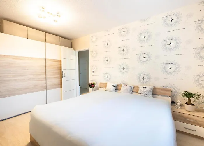 Appartement Nordsee Direkt Garten Hallenbad Und Sauna Strandkorb In Der Saison Dorumer Neufeld